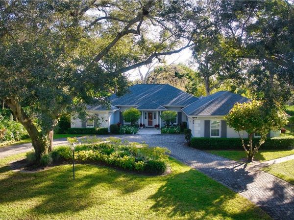 4371 2nd Square SW, Vero Beach, FL 32968