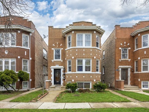 1833 Gunderson Avenue , Berwyn, IL 60402