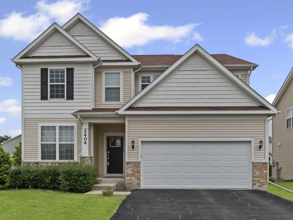 2404 Coastal Sage Court, Naperville, IL 60563