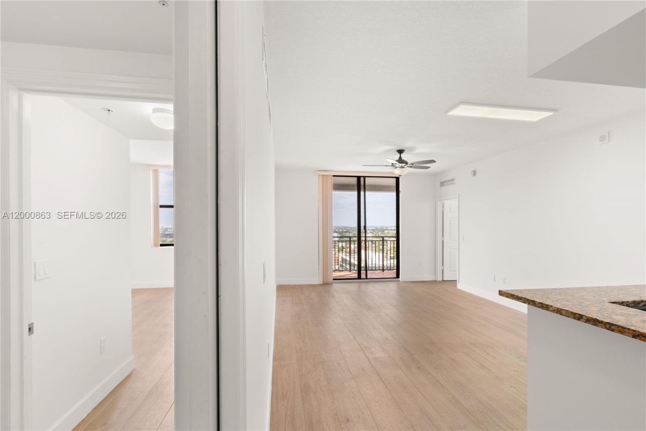 888 S Douglas Rd, Unit PH01, Coral Gables, FL 33134 Photo