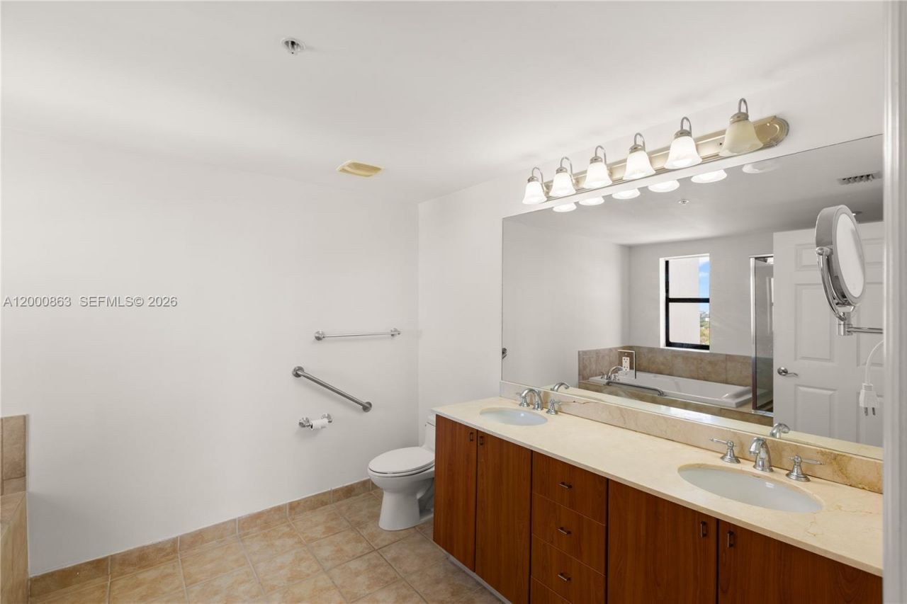 888 S Douglas Rd, Unit PH01, Coral Gables, FL 33134 Photo