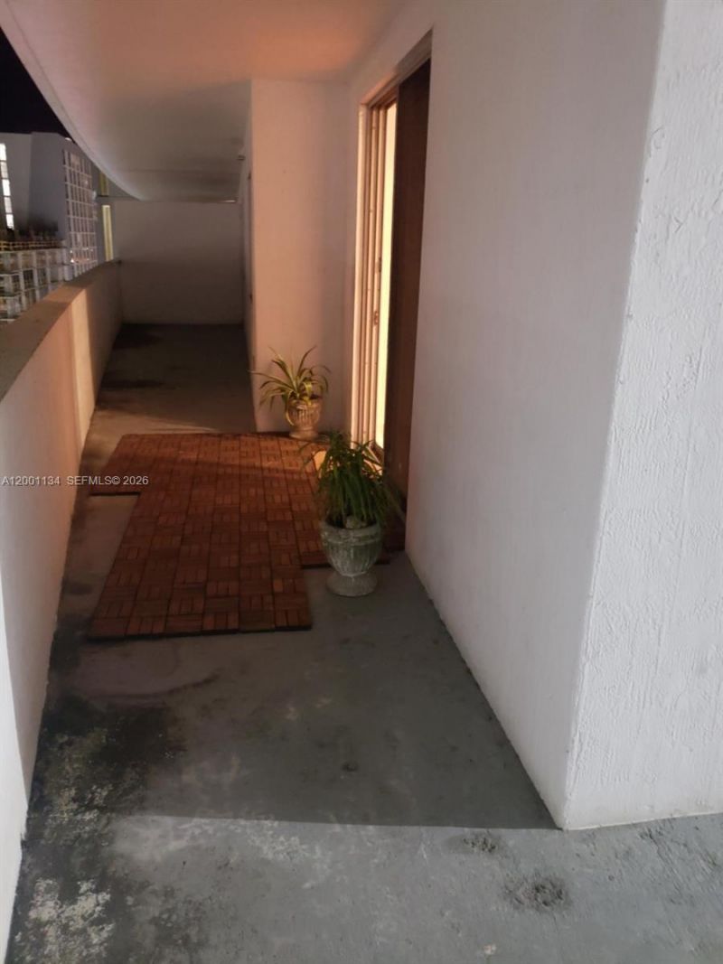 36 NW 6th Ave, Unit 906, Miami, FL 33128 Photo