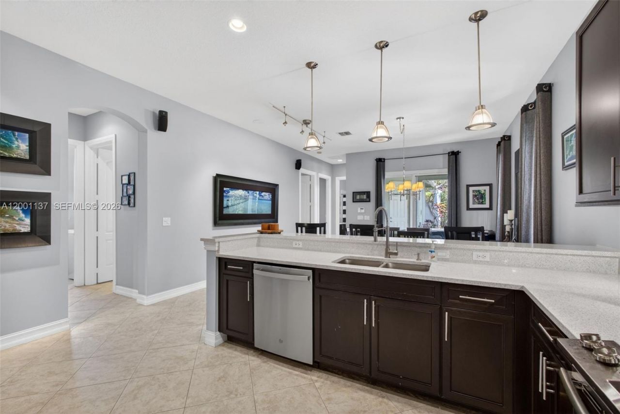 184 W Bay Cedar Cir, Jupiter, FL 33458 Photo