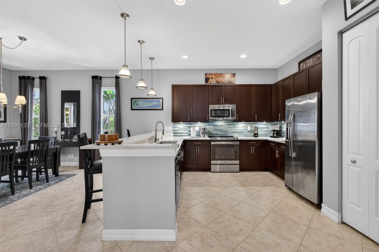 184 W Bay Cedar Cir, Jupiter, FL 33458 Photo