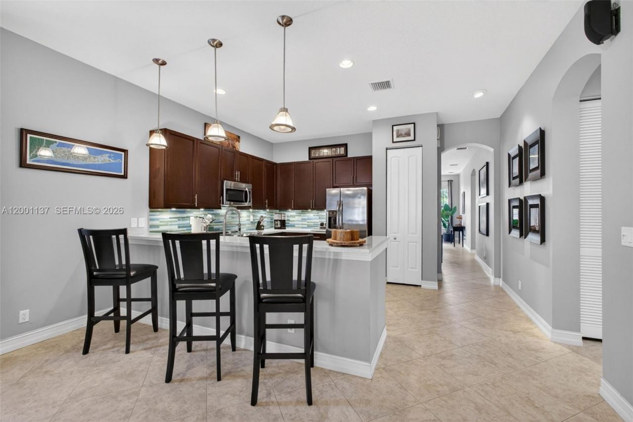 184 W Bay Cedar Cir, Jupiter, FL 33458 Photo