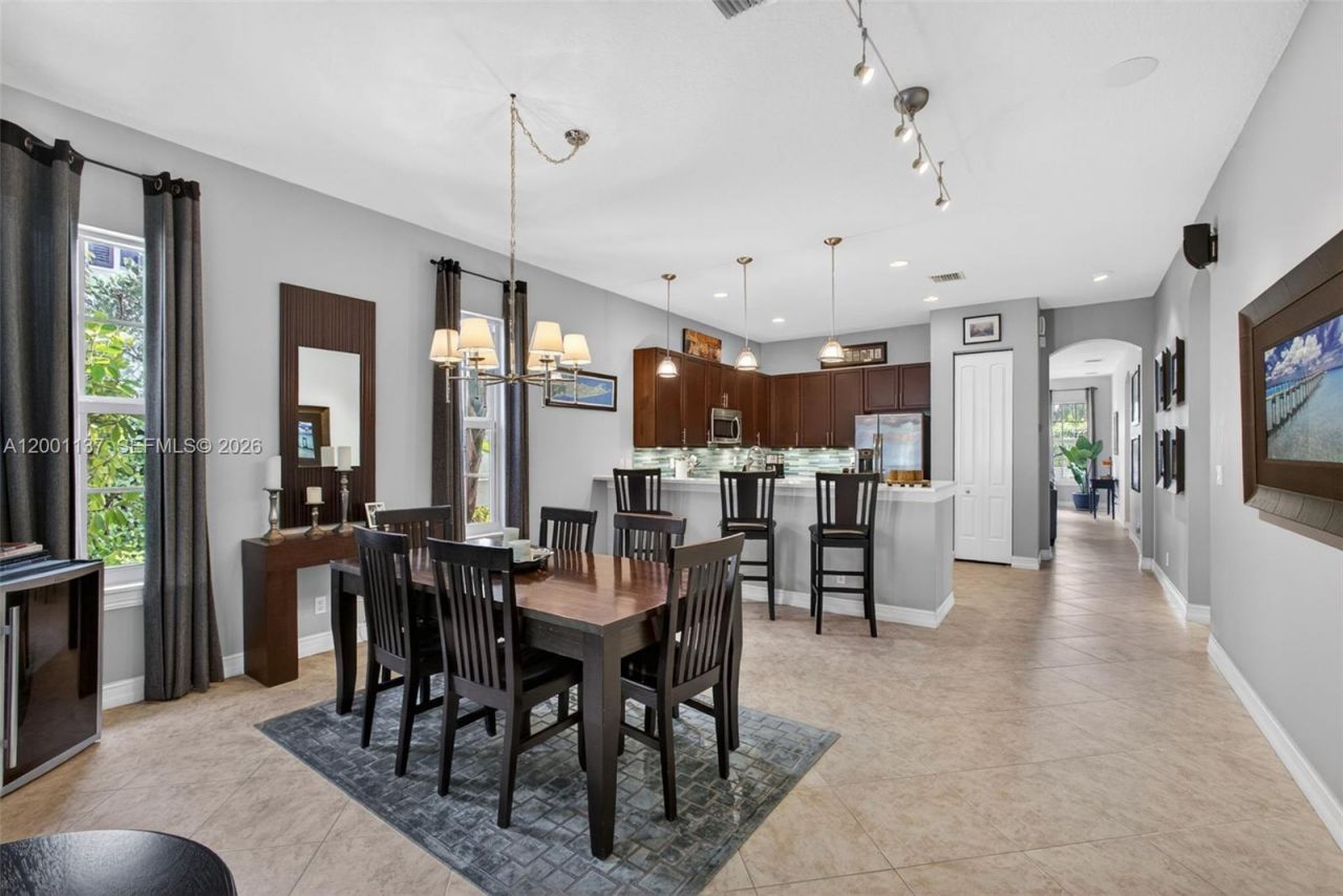 184 W Bay Cedar Cir, Jupiter, FL 33458 Photo