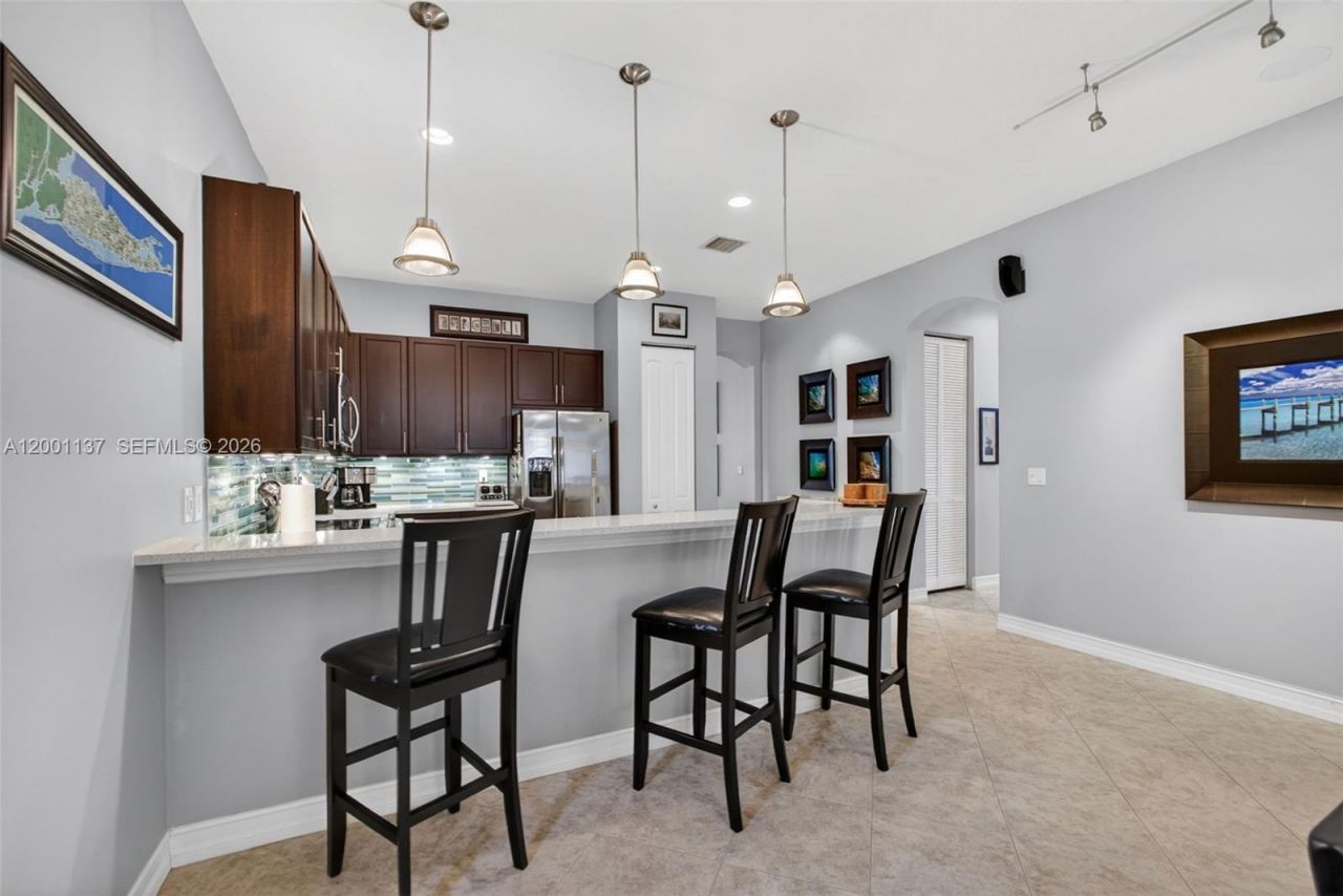 184 W Bay Cedar Cir, Jupiter, FL 33458 Photo