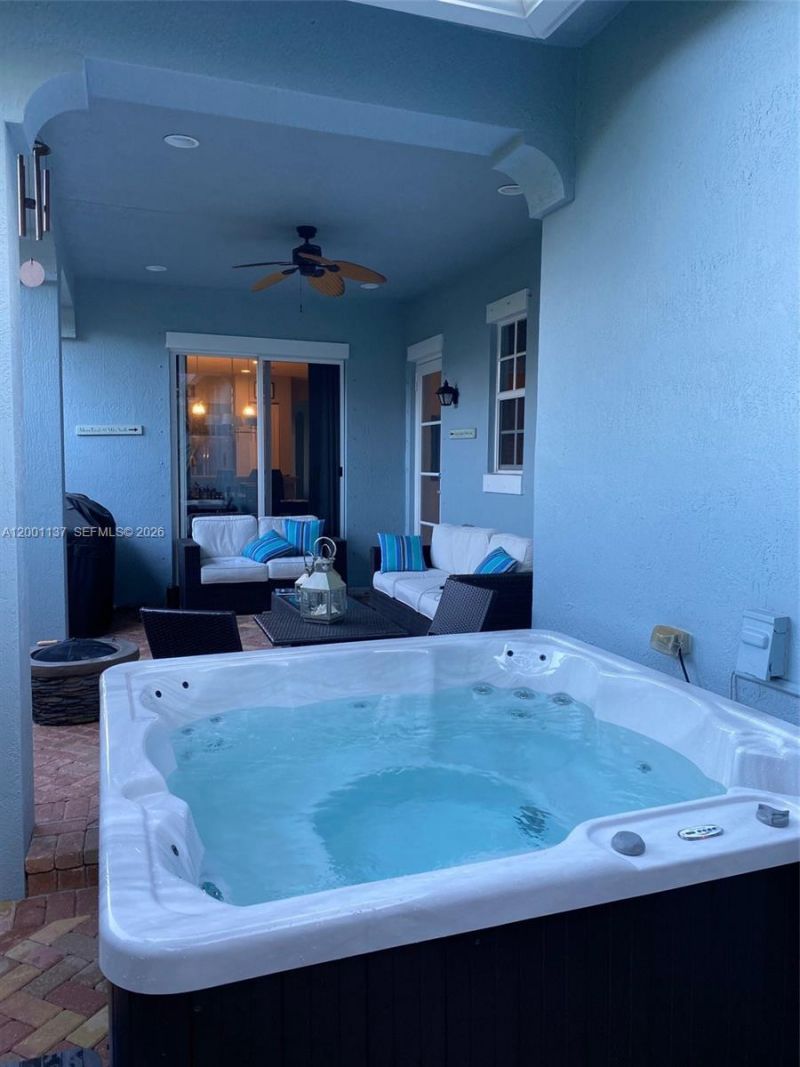 184 W Bay Cedar Cir, Jupiter, FL 33458 Photo