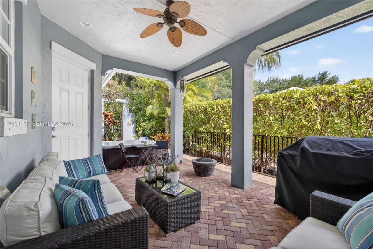 184 W Bay Cedar Cir, Jupiter, FL 33458 Photo