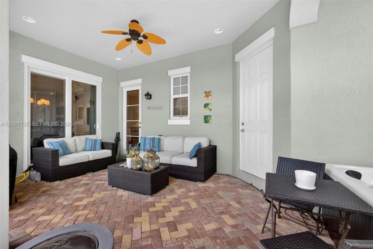 184 W Bay Cedar Cir, Jupiter, FL 33458 Photo