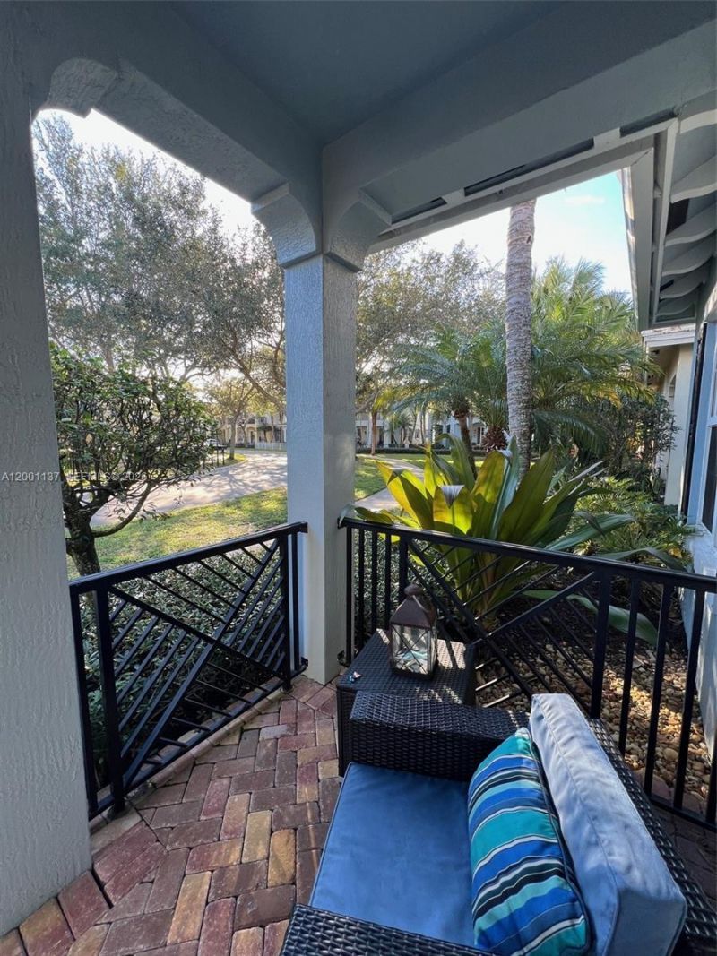 184 W Bay Cedar Cir, Jupiter, FL 33458 Photo