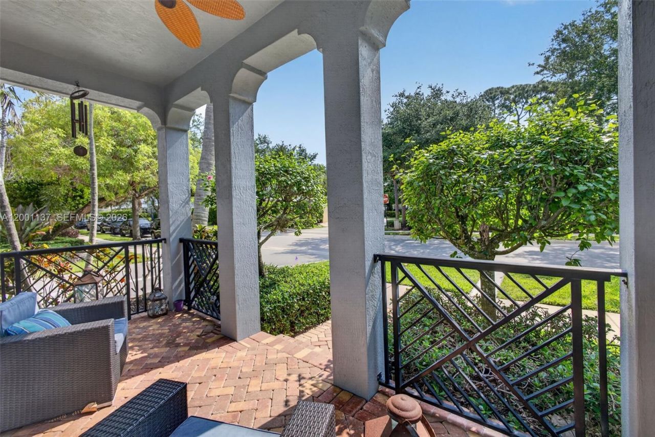 184 W Bay Cedar Cir, Jupiter, FL 33458 Photo