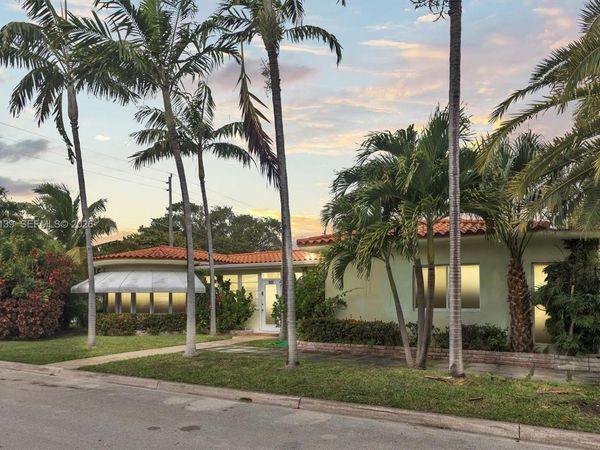 625 93rd St , Surfside, FL 33154