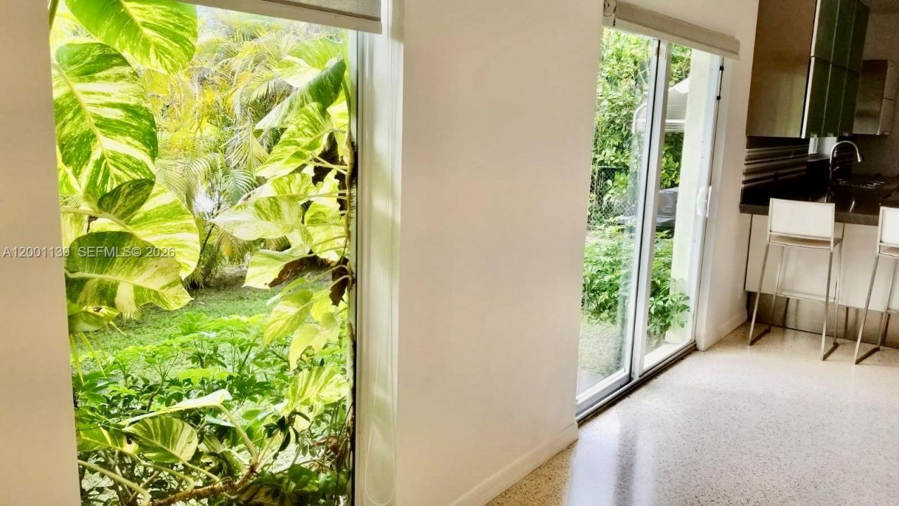 625 93rd St, Surfside, FL 33154 Photo