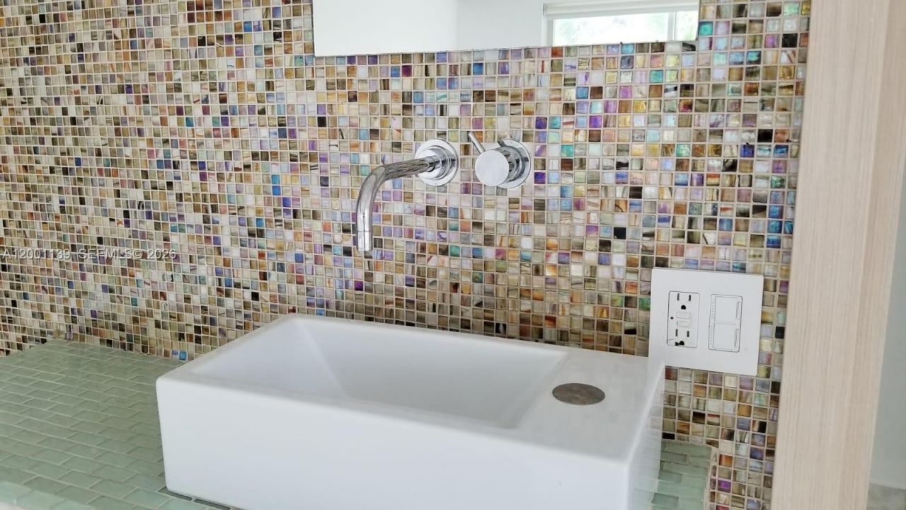 625 93rd St, Surfside, FL 33154 Photo