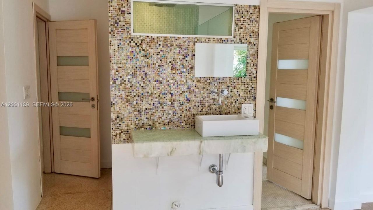 625 93rd St, Surfside, FL 33154 Photo