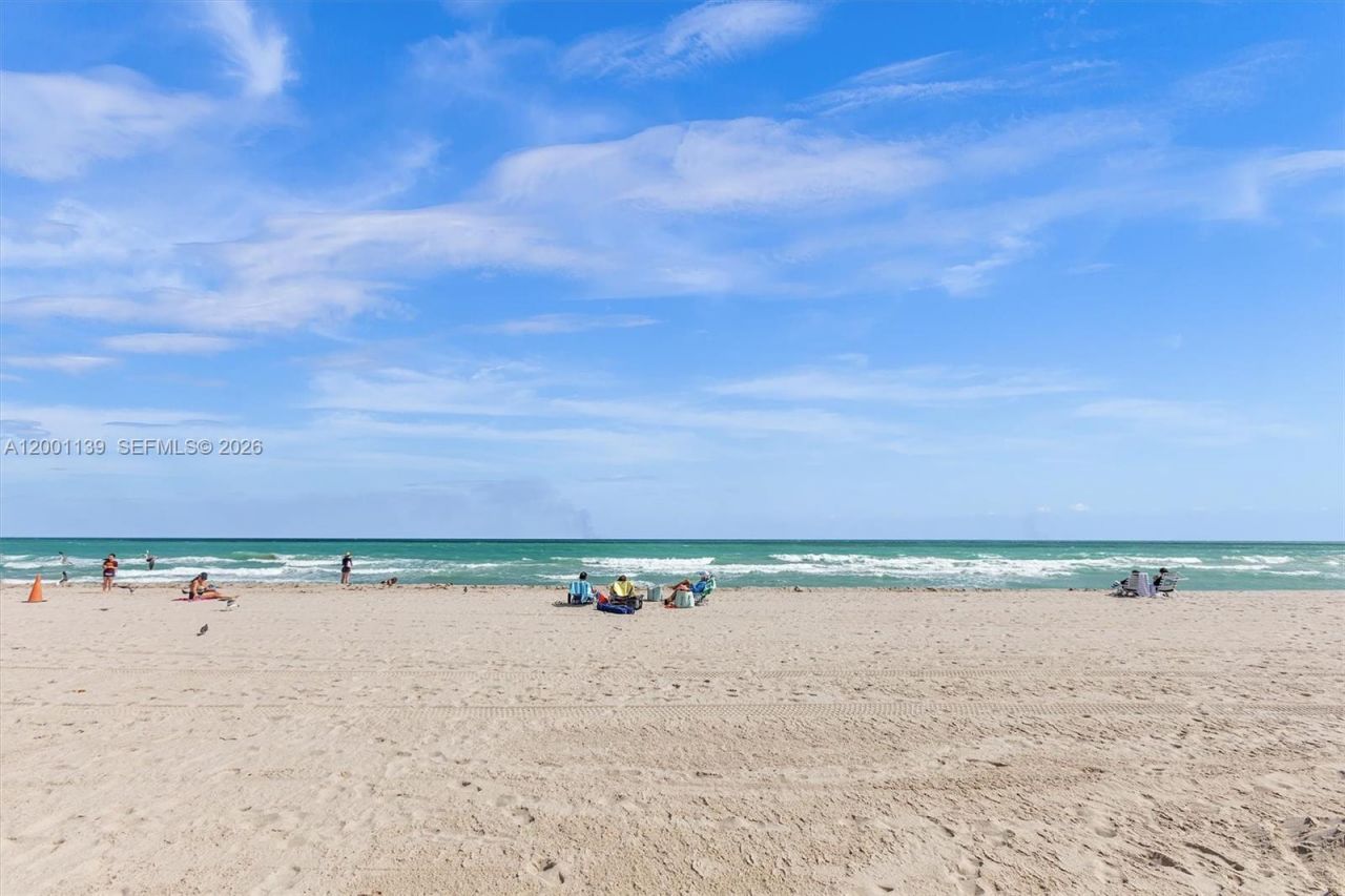 625 93rd St, Surfside, FL 33154 Photo