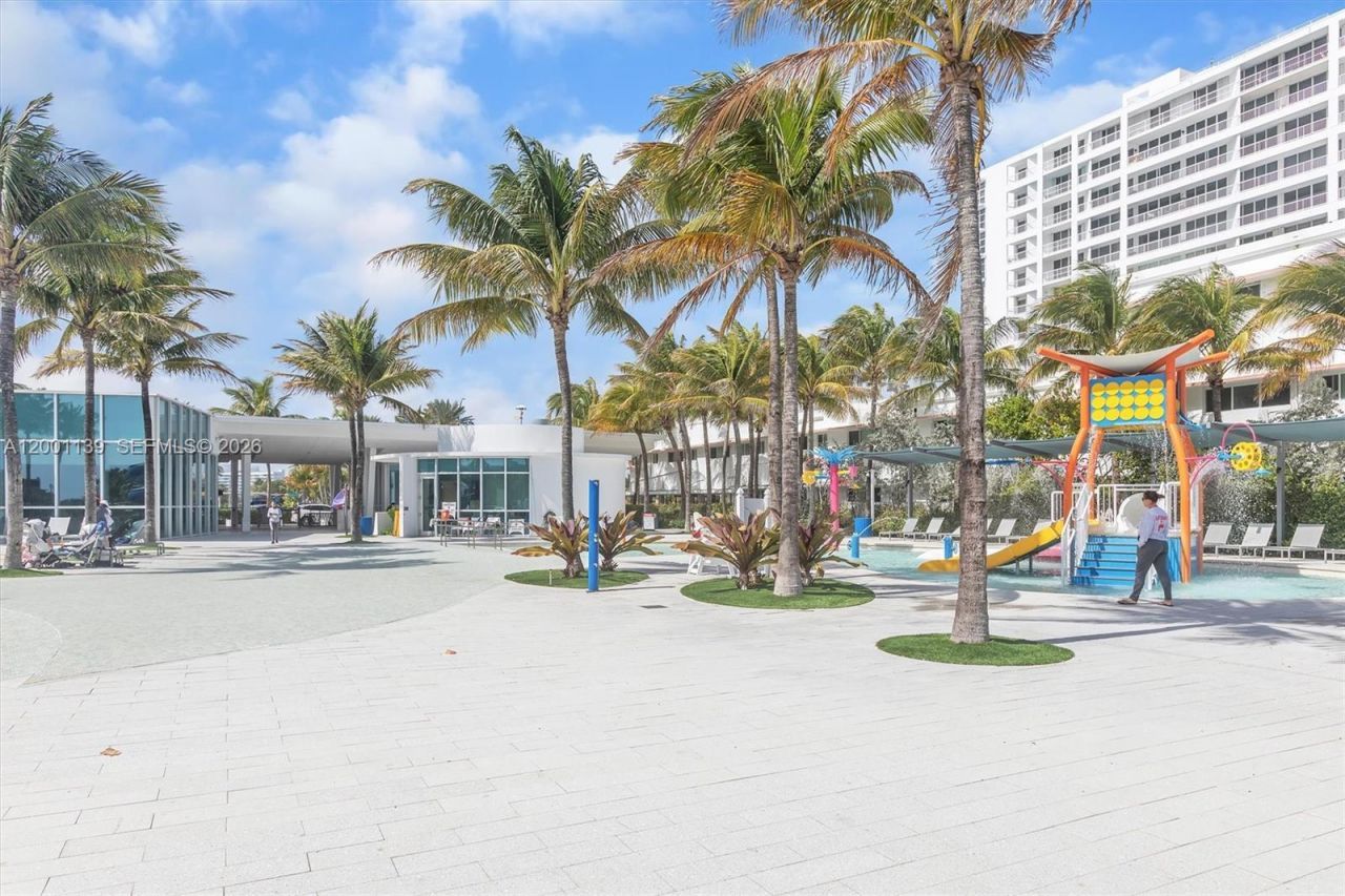 625 93rd St, Surfside, FL 33154 Photo