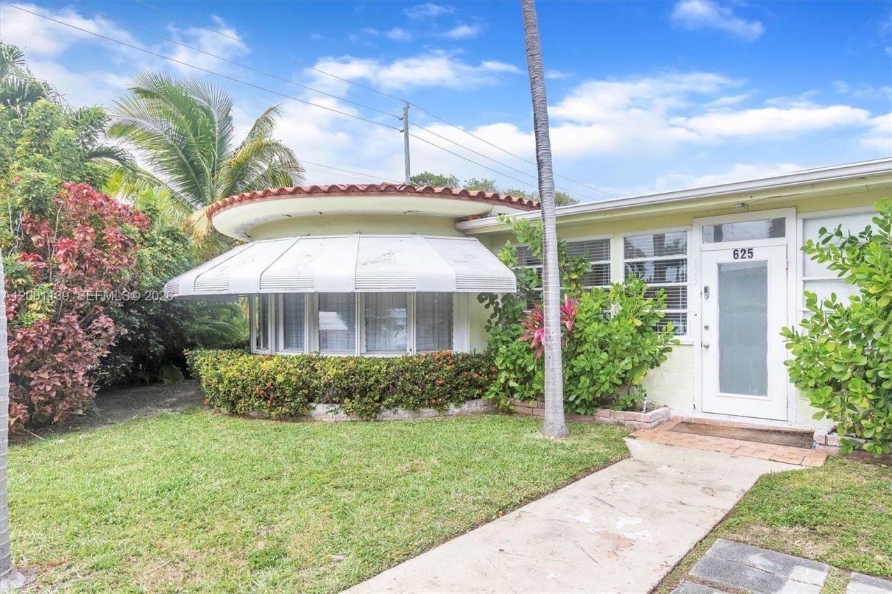 625 93rd St, Surfside, FL 33154 Photo