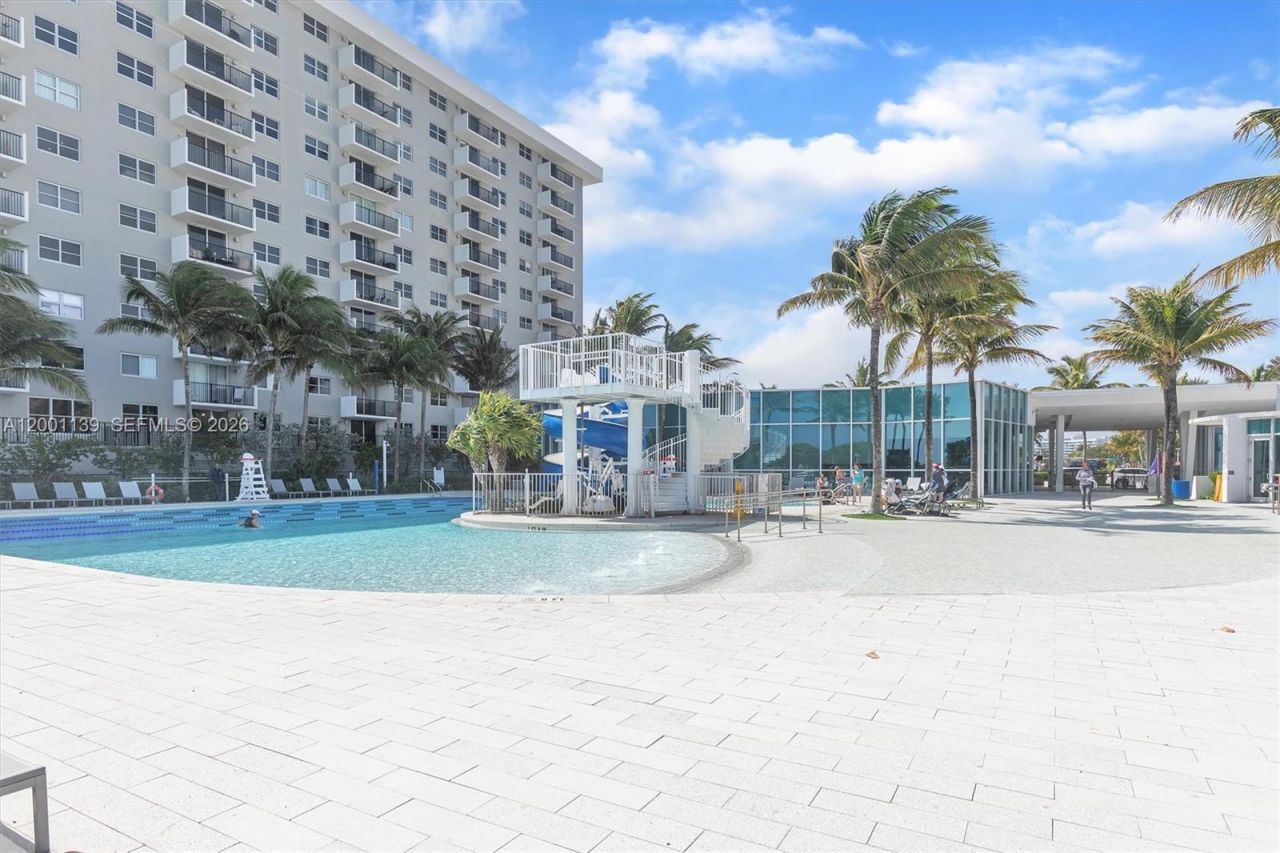 625 93rd St, Surfside, FL 33154 Photo