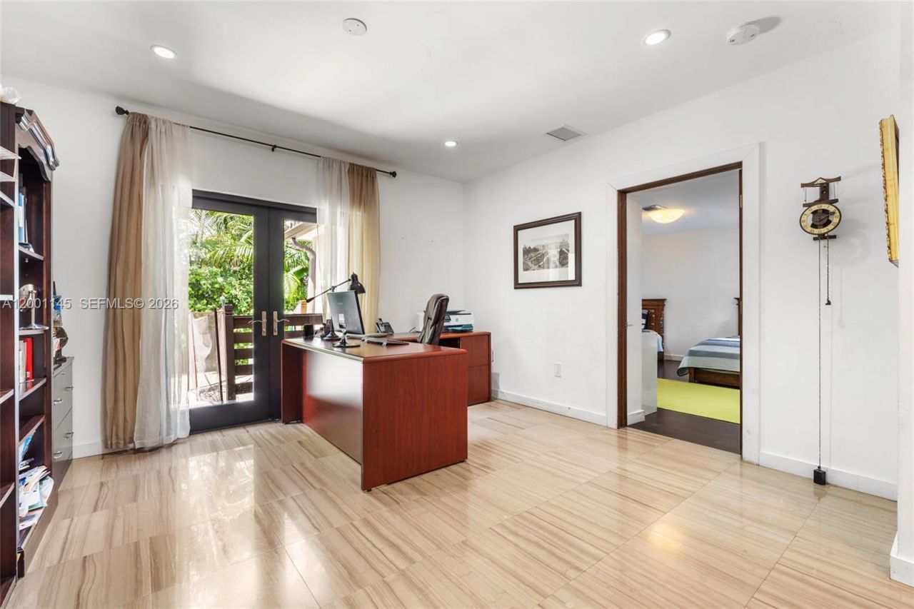 560 Sabal Palm Rd, Miami, FL 33137 Photo