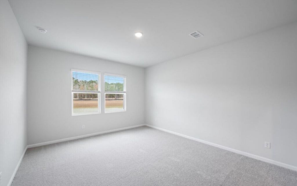 845 Meadowbrook Lane Photo 14