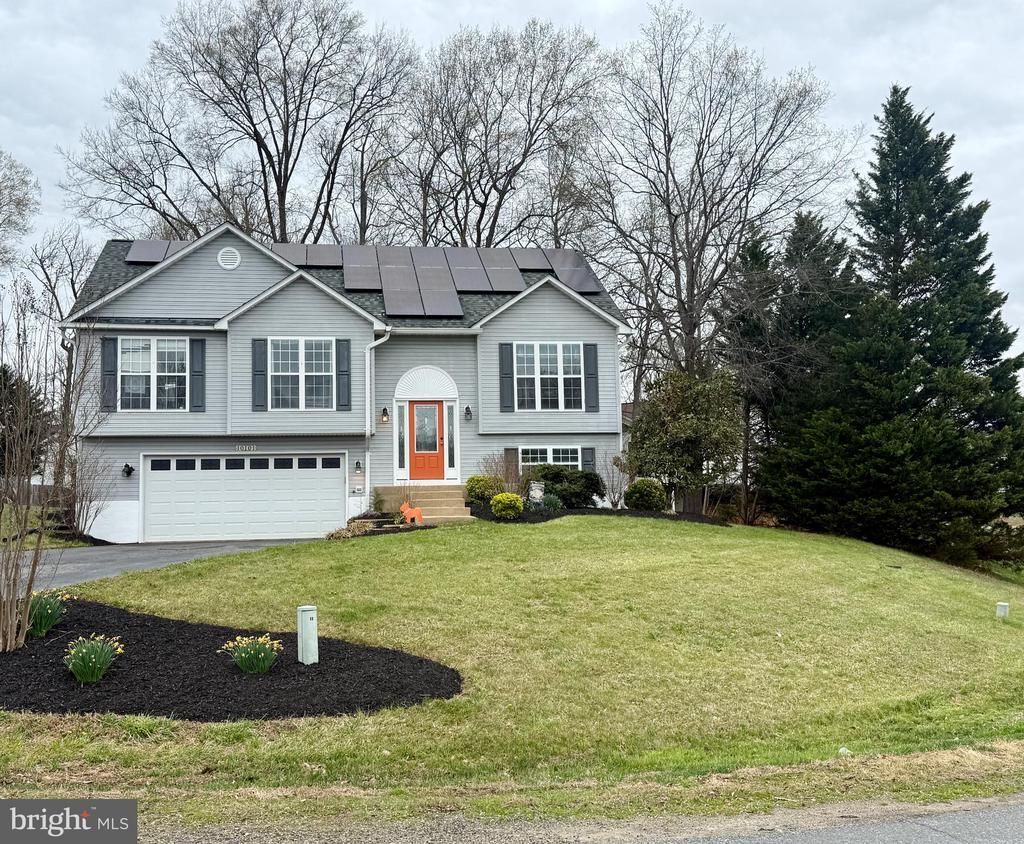 10101 S Fulton Drive , Fredericksburg, VA 22408 Main Photo