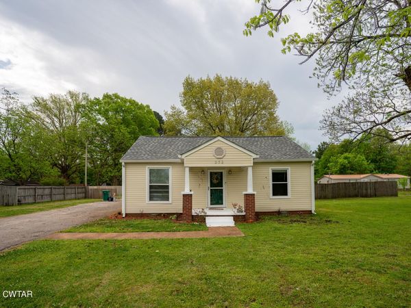 252 Bolivar Highway , Jackson, TN 38301