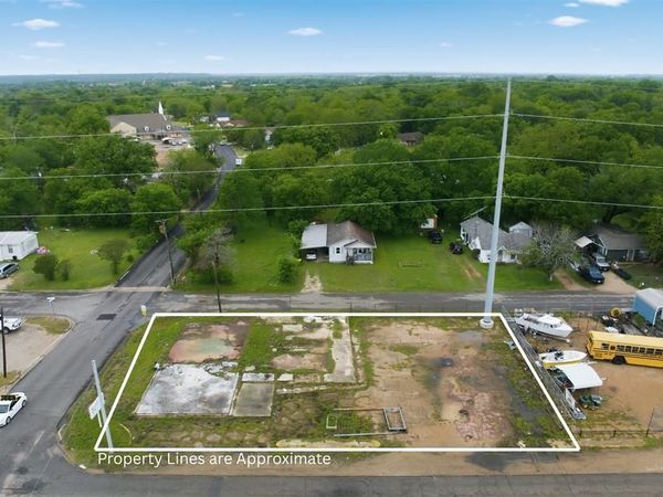 1500 New Dallas Highway , Waco, TX 76705