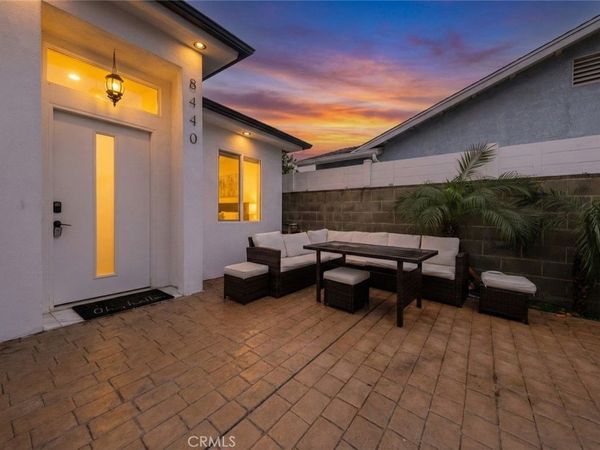 8440 Costello Avenue, Panorama City, CA 91402