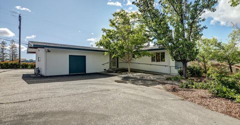 111 Margaret Ln, Grass Valley, CA 95945 Photo