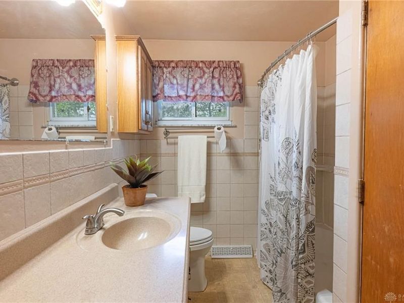 4150 Ridgecliff Drive, Beavercreek, OH 45440 Photo 9