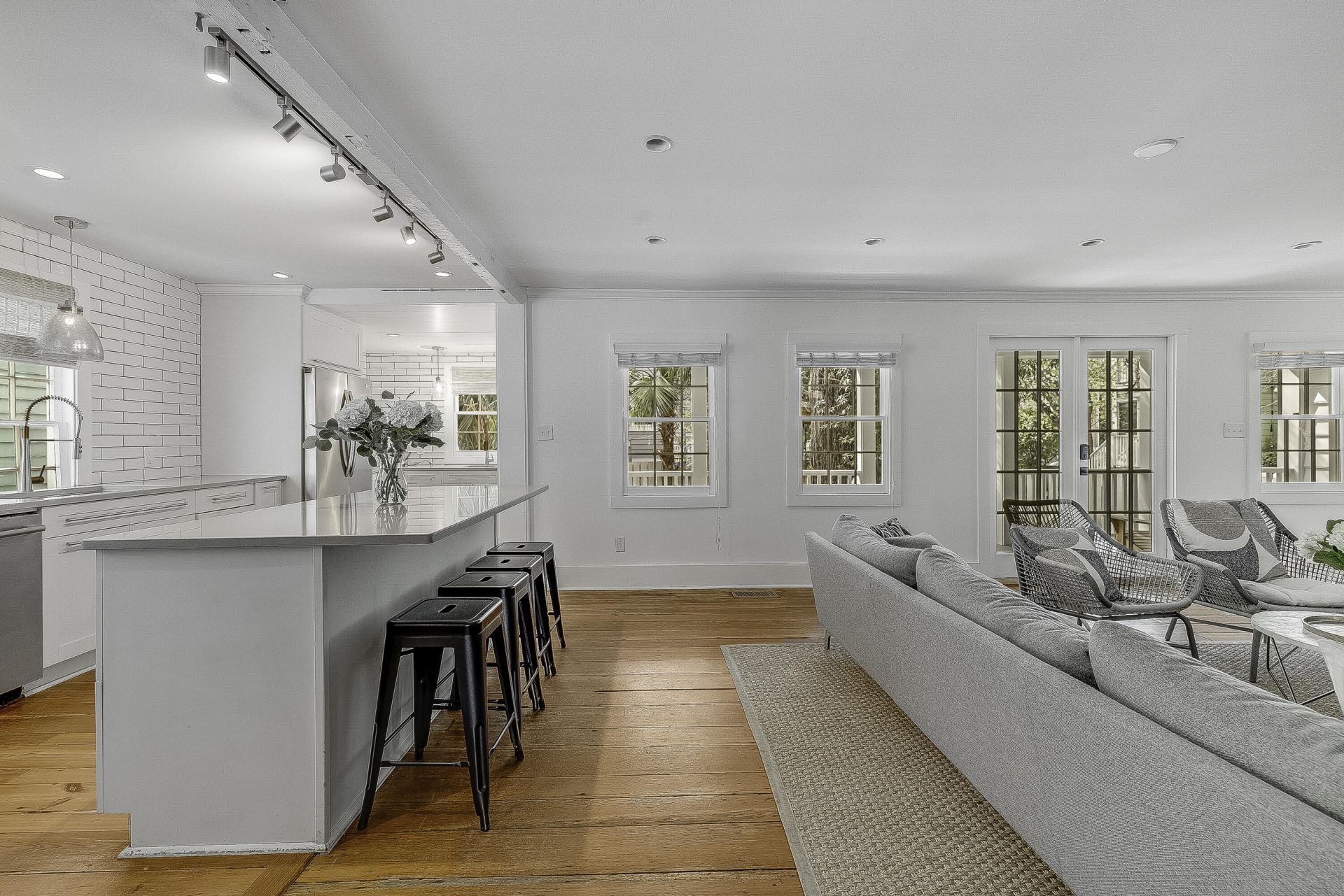 91 Smith Street Photo 6