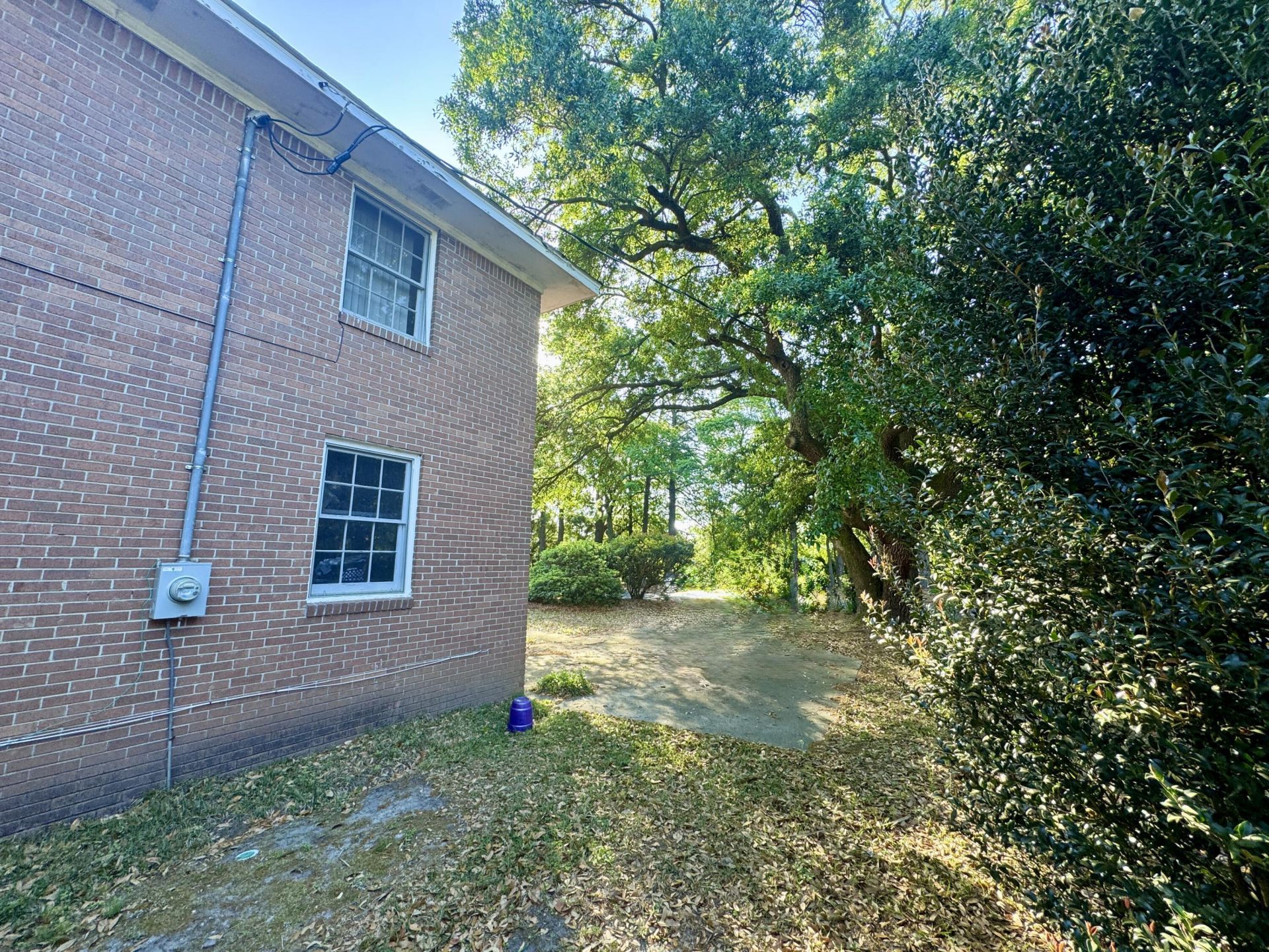 1330 Manor Boulevard Photo 10