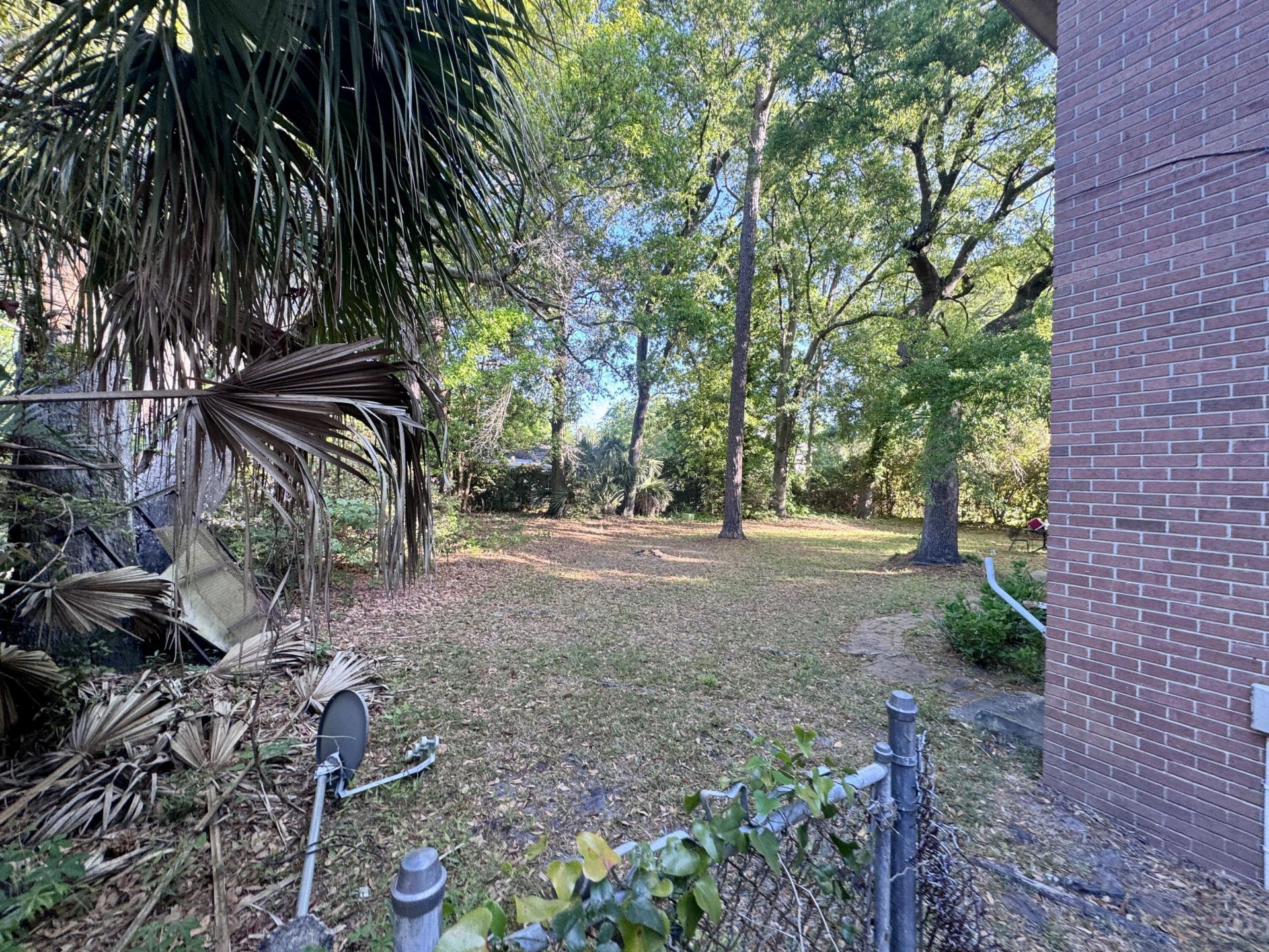 1330 Manor Boulevard Photo 12