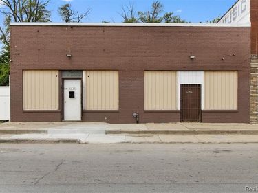 8633 Southfield Road, Detroit, Mi 48228