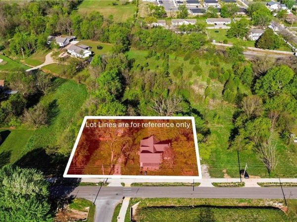 515 2nd Avenue, Gravette, AR 72736