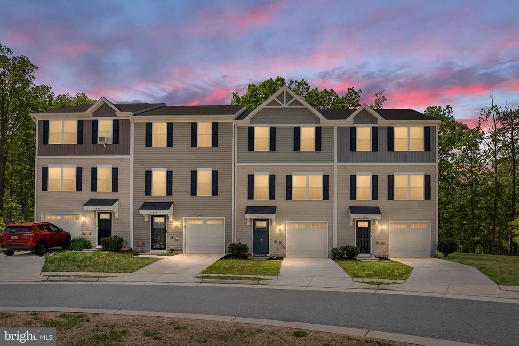 2868 Farzi Circle, Locust Grove, VA 22508 Main Photo