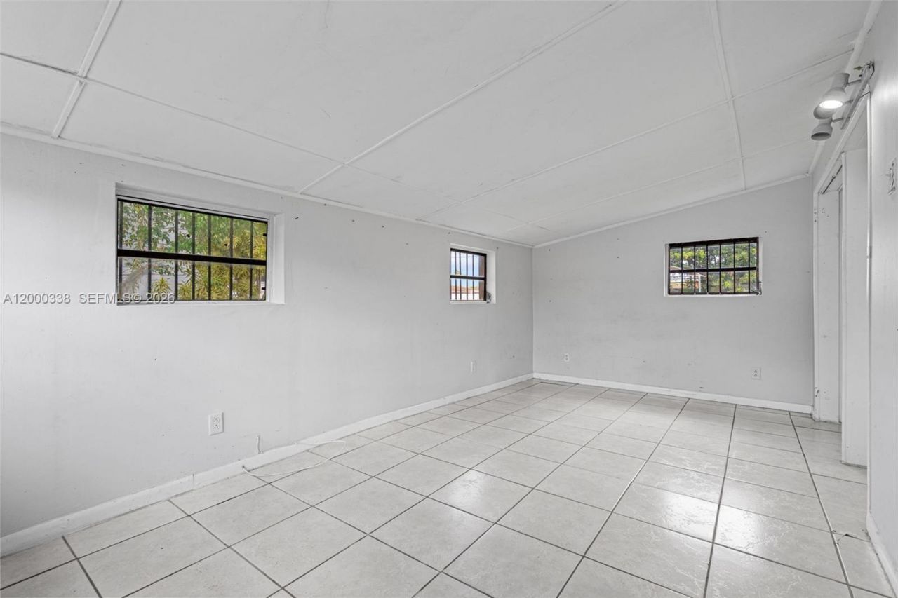 1321 NW 176th Ter , Miami Gardens, FL 33169 Photo