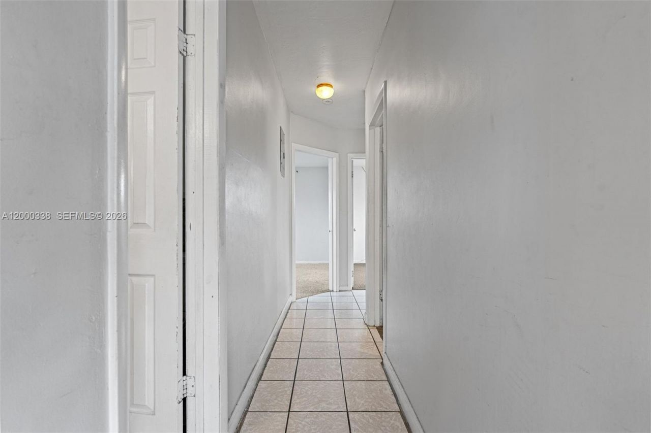 1321 NW 176th Ter , Miami Gardens, FL 33169 Photo