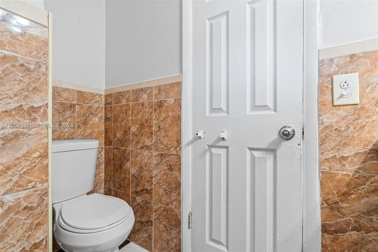 1321 NW 176th Ter , Miami Gardens, FL 33169 Photo