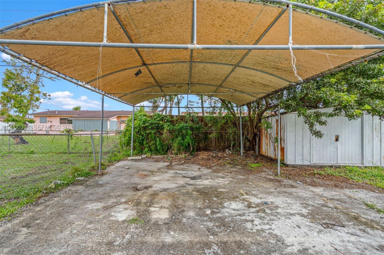 1321 NW 176th Ter , Miami Gardens, FL 33169 Photo