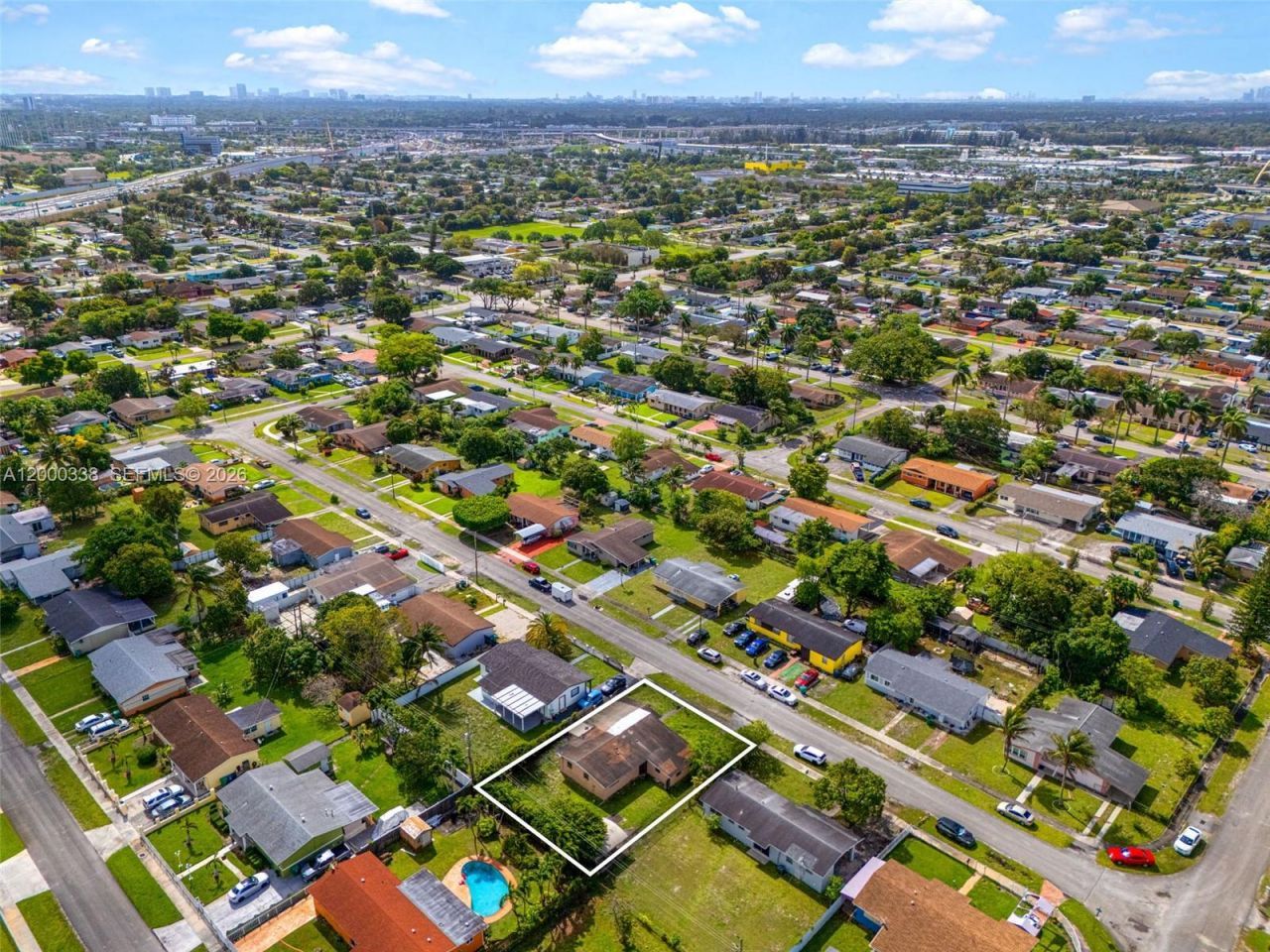 1321 NW 176th Ter , Miami Gardens, FL 33169 Photo