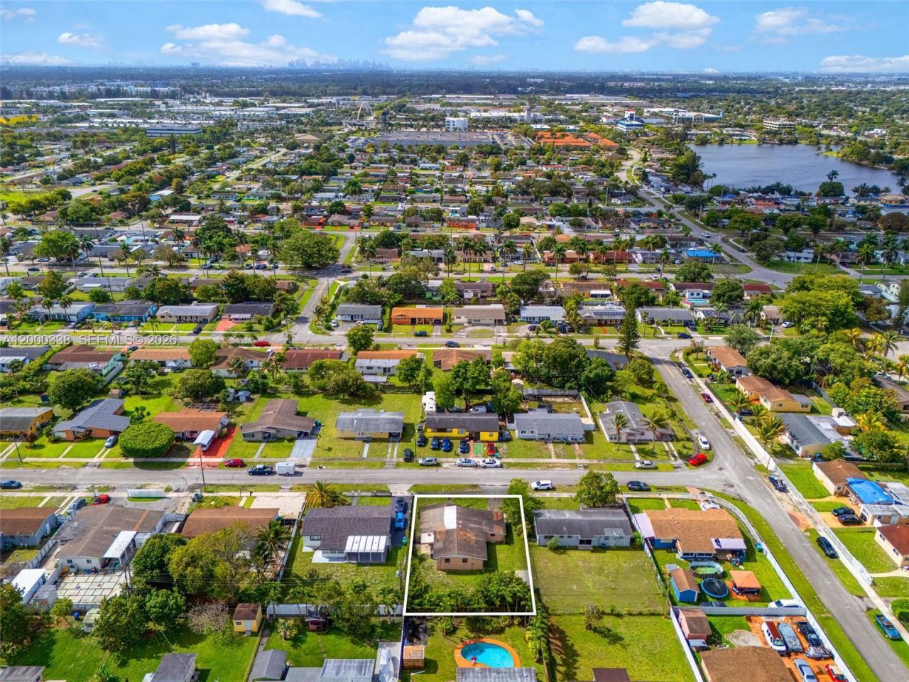 1321 NW 176th Ter , Miami Gardens, FL 33169 Photo