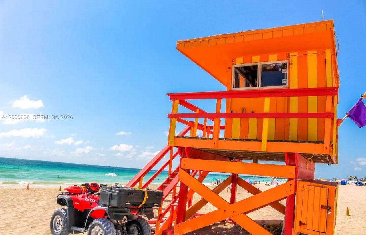 2615 Collins Ave, Unit 37, Miami Beach, FL 33140 Photo