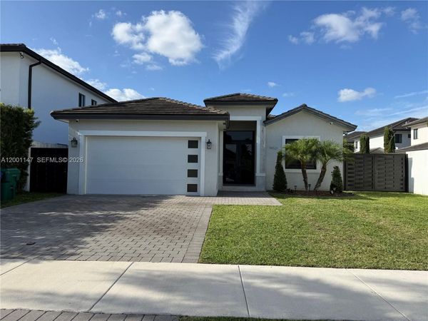 14531 SW 21st St, Miami, FL 33175