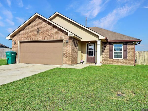 11377 Ashwood Ct, Denham Springs, LA 70726