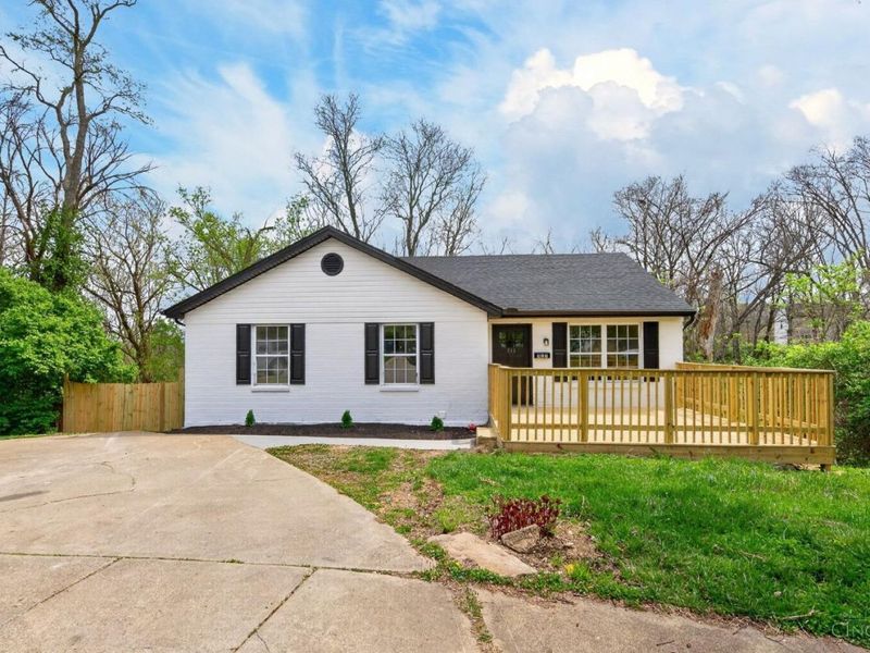 513 Navaho Drive, Loveland, OH 45140 Photo 2