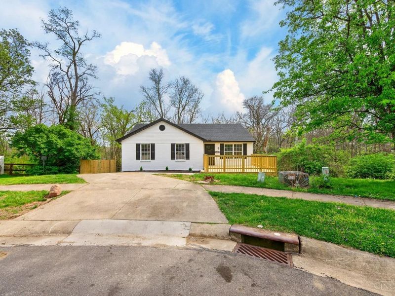 513 Navaho Drive, Loveland, OH 45140 Photo 4