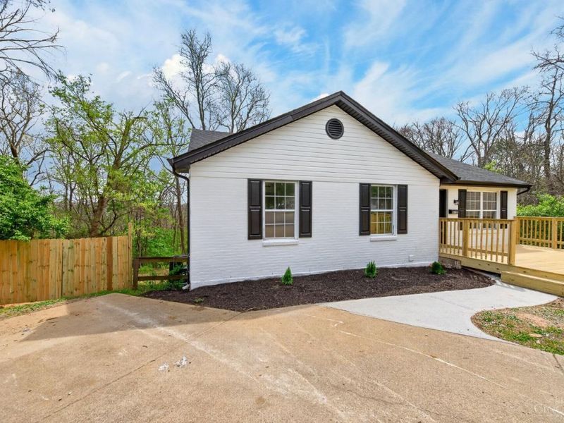 513 Navaho Drive, Loveland, OH 45140 Photo 5